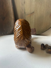 Load image into Gallery viewer, Vintage Ceramic Squirrel
