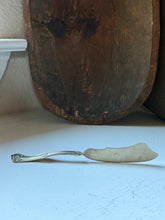 Load image into Gallery viewer, WM A Rogers Silverplate Twisted Handle Butter Knife
