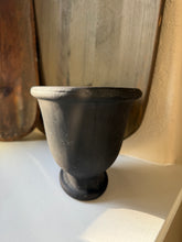 Load image into Gallery viewer, Black Oval Planter
