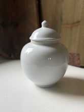 Load image into Gallery viewer, Chinese Peony Lidded Ginger Jar
