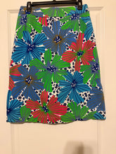 Load image into Gallery viewer, Harve Benard Floral Skirt
