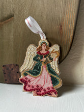 Load image into Gallery viewer, Counter Cross Stitch Green Angel
