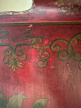 Load image into Gallery viewer, Vintage Metal Tole Tray
