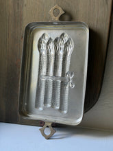Load image into Gallery viewer, Copper Asparagus Pan

