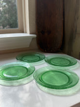 Load image into Gallery viewer, Green Blown Glass Plate Set
