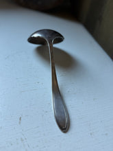 Load image into Gallery viewer, Oneida Silverplate Ribbon Ladle
