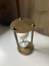Load image into Gallery viewer, Vintage Brass Hour Glass
