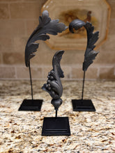 Load image into Gallery viewer, Ornate Acanthus On Stand B
