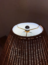 Load image into Gallery viewer, Blue &amp; White Chinoiserie Table Lamp
