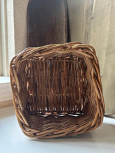 Load image into Gallery viewer, Small Willow Branch Basket
