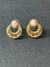 Load image into Gallery viewer, Vintage Gold &amp; Pearl Knocker Earrings
