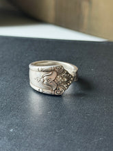Load image into Gallery viewer, Utensil Ring C
