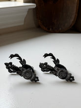 Load image into Gallery viewer, Pewter Elk Head Wall Hook
