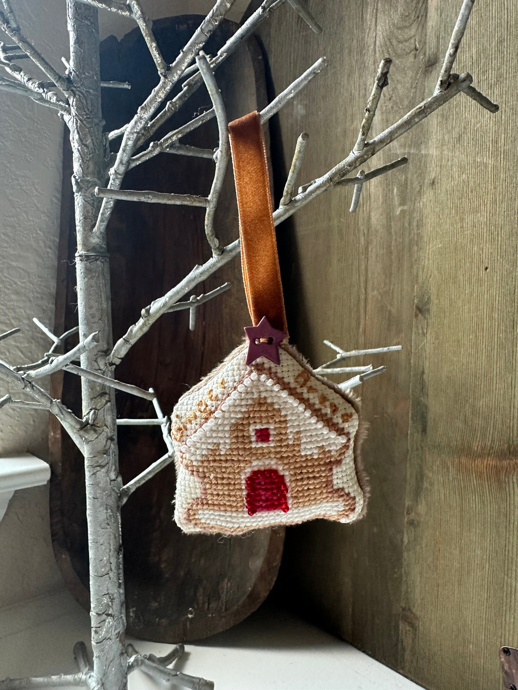 Counter Cross Stitch Gingerbread Home