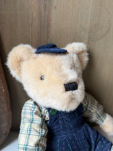 Load image into Gallery viewer, Country Bear
