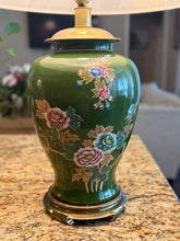 Load image into Gallery viewer, Vintage Hand Painted Chinoiserie Ginger Urn Table Lamp
