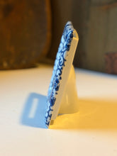 Load image into Gallery viewer, Ceramic Blue &amp; White Japanese Frame

