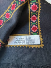 Load image into Gallery viewer, Vintage Club 7 Echo Wool Rose Scarf
