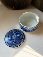 Load image into Gallery viewer, Vintage Japanese Porcelain Trinket Box
