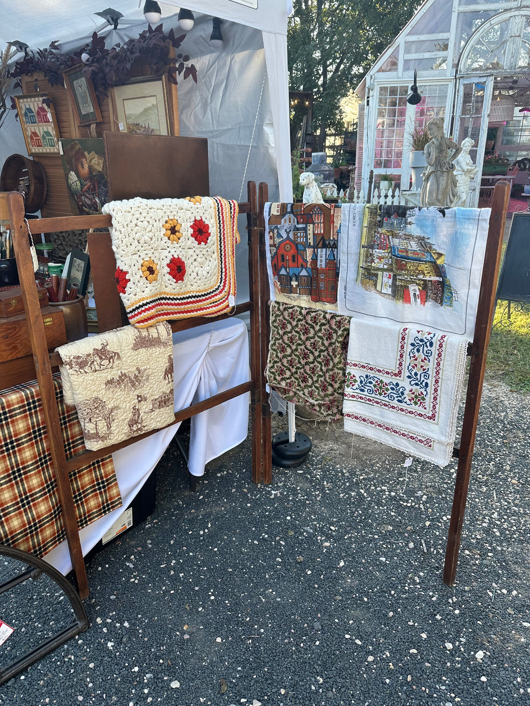 Primitive Quilt Rack
