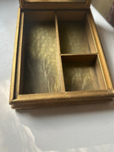 Load image into Gallery viewer, Vintage Jewelry Keepsake Box
