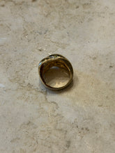 Load image into Gallery viewer, Knot Ring
