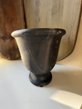 Load image into Gallery viewer, Black Oval Planter
