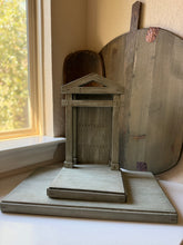 Load image into Gallery viewer, Willow Tree Nativity &amp; Manger
