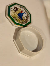 Load image into Gallery viewer, Southern Heirloom Fox Hunting Trinket Box
