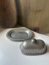 Load image into Gallery viewer, Wilton Armetale Butter Dish
