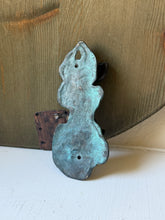 Load image into Gallery viewer, Vintage Lizard Door Knocker
