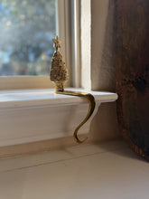 Load image into Gallery viewer, Tree Stocking Holder A

