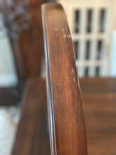 Load image into Gallery viewer, Burwood Oval Tray
