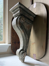 Load image into Gallery viewer, Ornate Decorative Corbel Shelf
