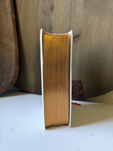 Load image into Gallery viewer, St. Joseph Daily Missal &amp; Hymnal

