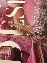 Load image into Gallery viewer, Vintage Violin Brooch
