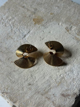 Load image into Gallery viewer, Vintage Avon Fanned Earrings
