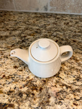 Load image into Gallery viewer, Hall Pottery Single Serve Teapot
