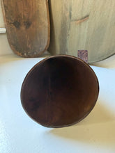 Load image into Gallery viewer, Brown Metal Flower Cone
