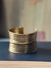Load image into Gallery viewer, Vintage Brass Bohemian Cuff
