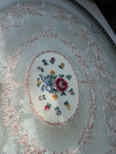 Load image into Gallery viewer, Intricate Vanity Tray
