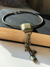 Load image into Gallery viewer, Pendant Choker Necklace
