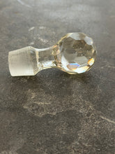 Load image into Gallery viewer, Decanter Stopper
