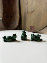 Load image into Gallery viewer, Vintage Ceramic Frog Trio
