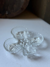 Load image into Gallery viewer, Vintage Indiana Glass 3 Leaf Clover Dish
