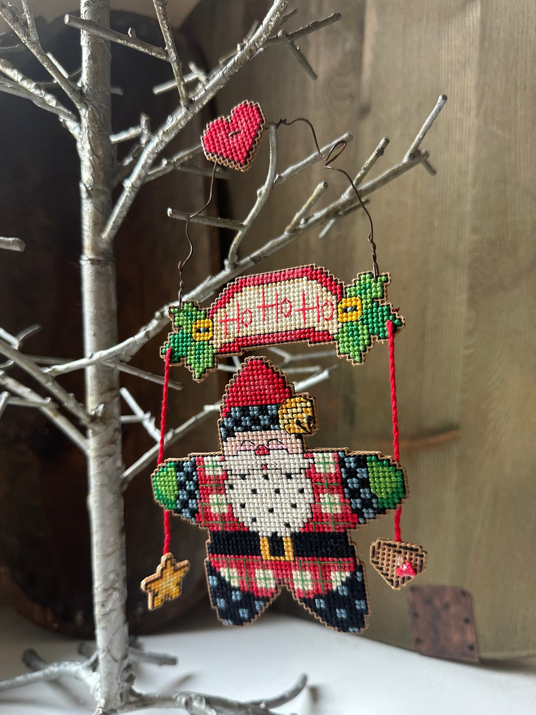 Wire Whimsy Jolly Santa Ornament