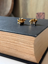 Load image into Gallery viewer, Pearl &amp; Onyx Earrings

