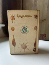 Load image into Gallery viewer, Sea Shells of the World Book
