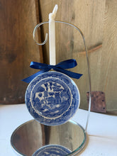 Load image into Gallery viewer, Vintage Blue Willow Plate Ornament
