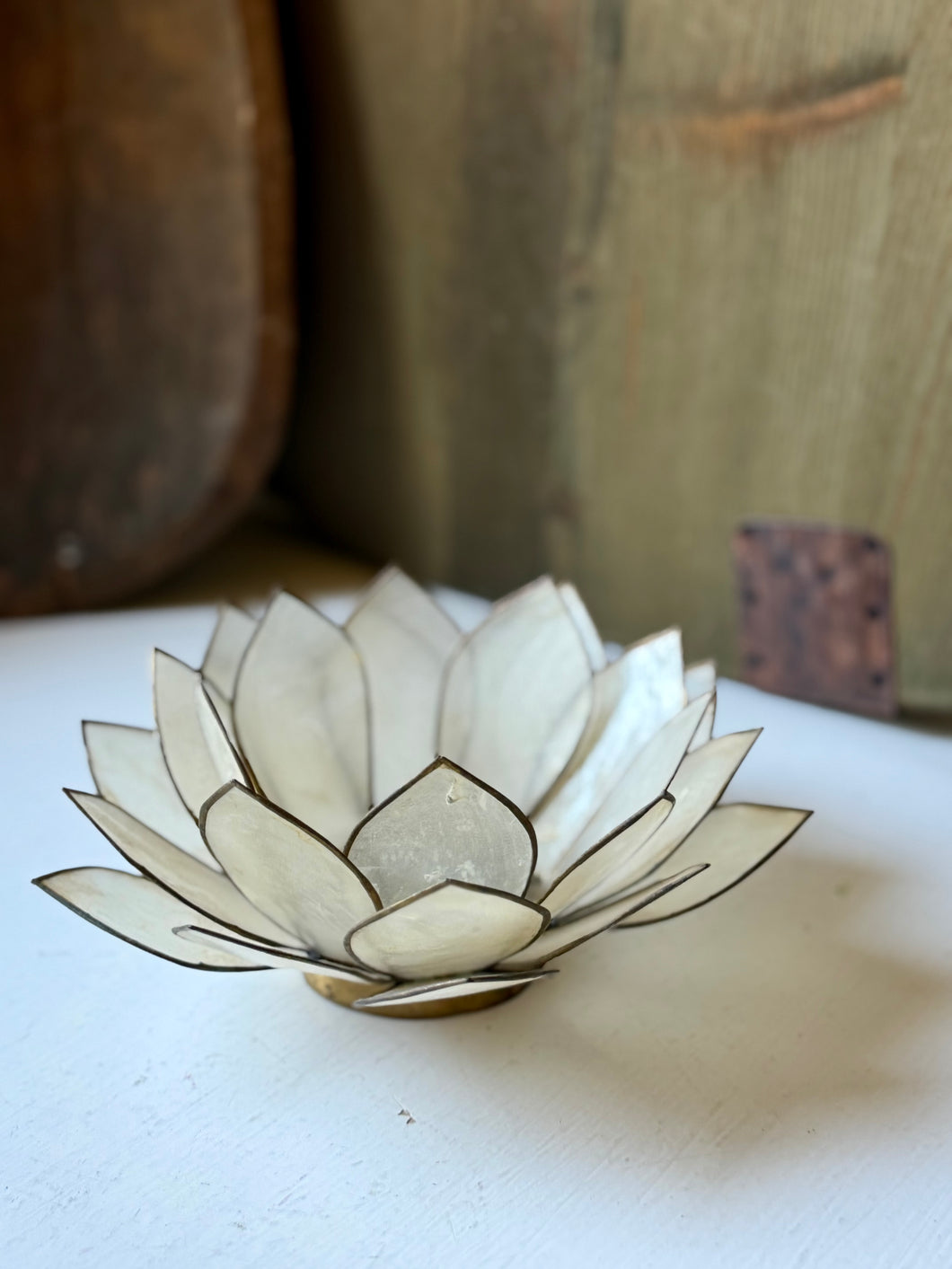 Vintage Capiz Petal Lotus Tealight Holder